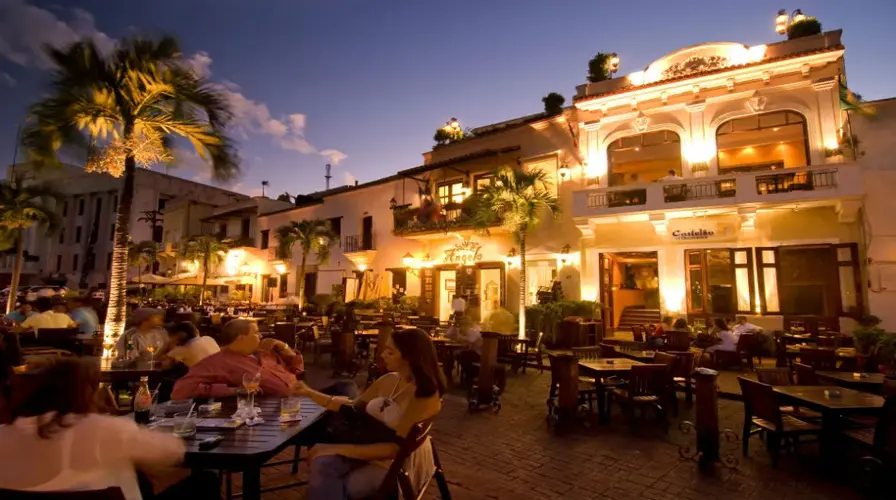 13. Dine at Plaza de España Things to Do in Santo Domingo Top 15 Adventures Await